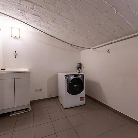 Maison Au Coeur De Valence Avec Parking Prive Esterno foto